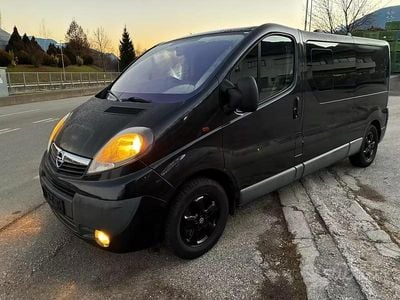 Begagnad Renault Trafic 115 HK (84 kW) 2014 Svart Minibuss