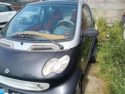 Begagnad Smart ForTwo Coupé 54 HK (39 kW) 2002 Svart Sportkupé