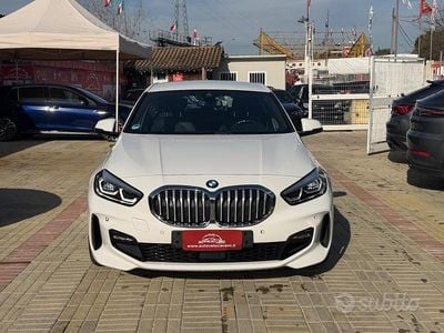 Usata BMW 118 M Sport 136 CV (100 kW) 2020 Bianco Utilitaria