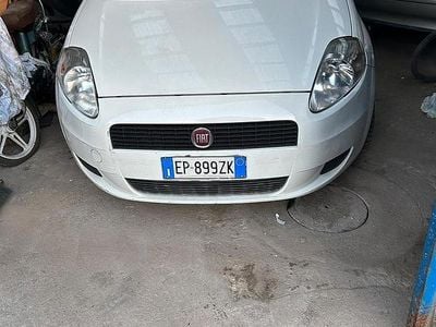 Usata Fiat Punto 69 CV (50 kW) 2013 Bianco Utilitaria