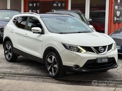 Usata Nissan Qashqai Tekna 110 CV (80 kW) 2015 Bianco SUV