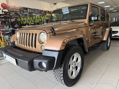 Usata Jeep Wrangler Unlimited Sahara 284 CV (208 kW) 2015 Marrone SUV