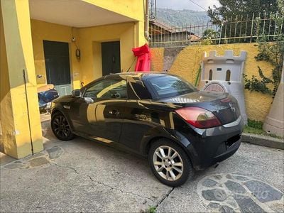 Usata Opel Tigra 2008 Nero Cabrio