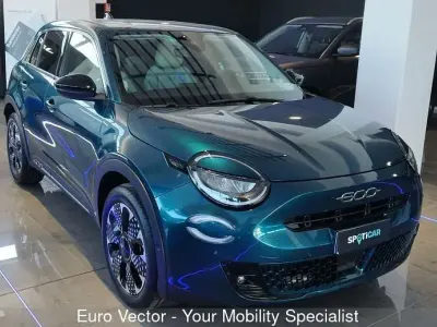 Usata Fiat 600 La Prima 101 CV (74 kW) 2025 Azzurro SUV