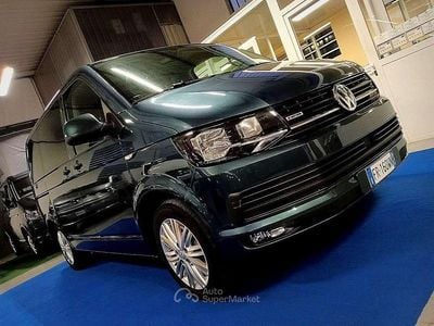 Begagnad VW Multivan 150 HK (110 kW) 2018 Grön Minibuss