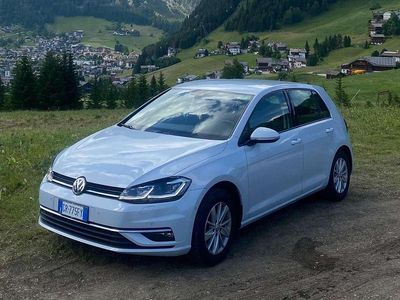 Usata VW Golf VII Highline 116 CV (85 kW) 2017 Berlina