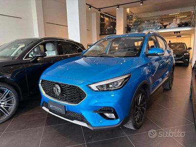Usata MG ZS Luxury 111 CV (81 kW) 2022 Blu Berlina