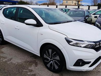 Usata Dacia Sandero Expression 66 CV (48 kW) 2024 Bianco Berlina