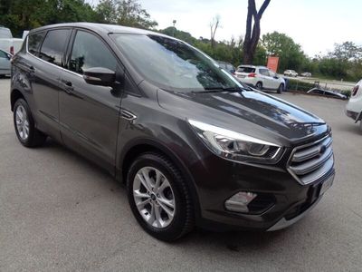 usata Ford Kuga 1.5 TDCI 120 CV S&S 2WD Powershift Edition