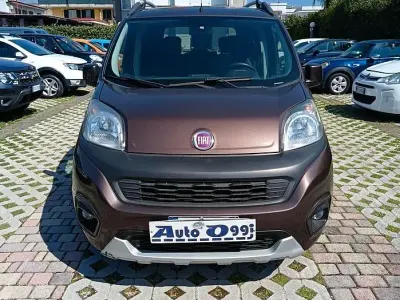 Usata Fiat Qubo Trekking 95 CV (69 kW) 2018 Marrone Monovolume