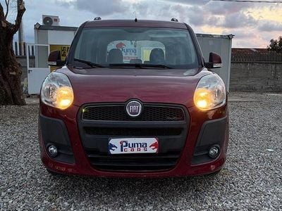 Usata Fiat Doblò Emotion 135 CV (99 kW) 2011 Rosso Monovolume