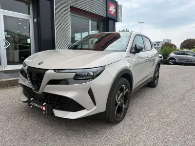 Usata Alfa Romeo GT Junior Edizione Speciale 136 CV (100 kW) 2025 Bianco SUV