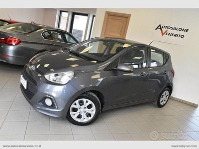 Usata Hyundai i10 Edition 67 CV (49 kW) 2014 Grigio Utilitaria