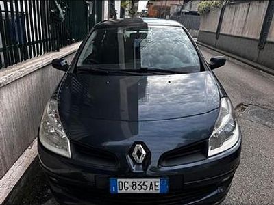 Nero Usata 2007 Renault Clio II Berlina | 1999 € (Ottimo prezzo)