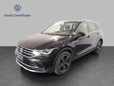 Usata VW Tiguan Elegance 150 CV (110 kW) 2023 Deep black perlato SUV