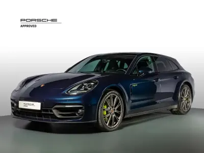 Usata Porsche Panamera 4 E-Hybrid Sport Turismo Sport Turismo 462 CV (339 kW) 2020 Blu notte metallizzato Station wagon