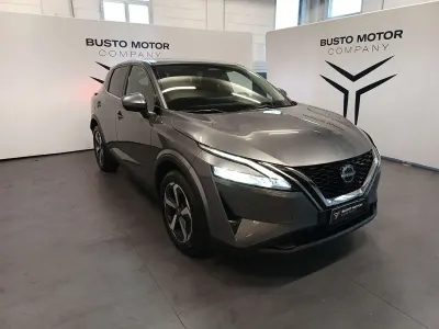 Usata Nissan Qashqai N-Connecta 140 CV (102 kW) 2024 Grigio / metallizzato SUV