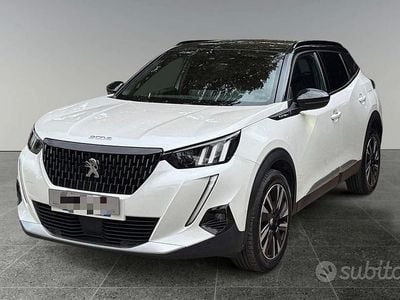 Usata Peugeot 2008 GT-line 131 CV (96 kW) 2020 Bianco SUV