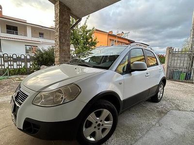 Usata Fiat Sedici 120 CV (88 kW) 2009 Bianco SUV
