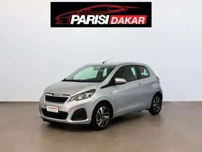 Usata Peugeot 108 Active 72 CV (52 kW) 2021 Argento Utilitaria