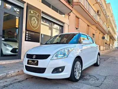 Begagnad Suzuki Swift GL 75 HK (55 kW) 2011 Vit Halvkombi