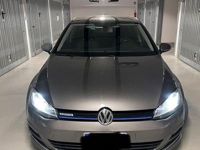 Usata VW Golf VII Highline 110 CV (80 kW) 2016 Berlina