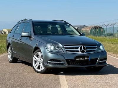 Usata Mercedes C220 Avantgarde 170 CV (125 kW) 2011 Grigio Station wagon