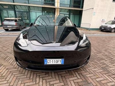 Usata Tesla Model Y Performance 392 kW (534 CV) 2024 Nero SUV