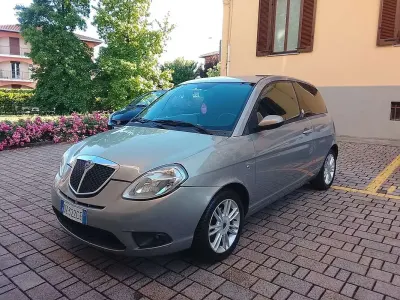 Usata Lancia Ypsilon Platinum 77 CV (56 kW) 2009 Utilitaria