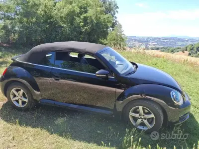 Usata VW Beetle 105 CV (77 kW) 2016 Nero Utilitaria