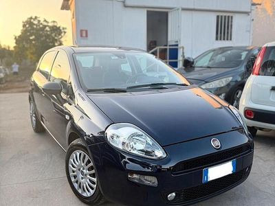 Usata Fiat Punto Street 95 CV (69 kW) 2018 Blu Berlina