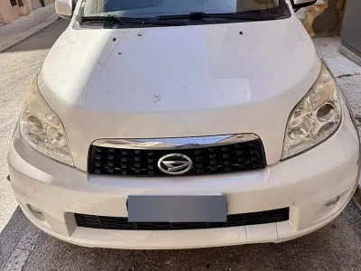 Usata Daihatsu Terios 105 CV (77 kW) 2012 SUV