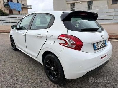 Usata Peugeot 208 Sport 2013 Bianco Utilitaria