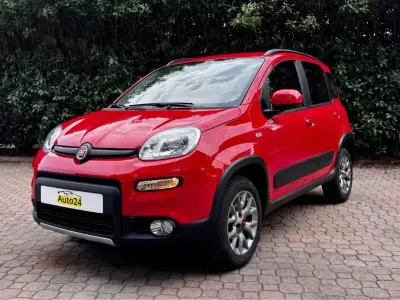 Usata Fiat Panda 4x4 86 CV (63 kW) 2017 Rosso Utilitaria