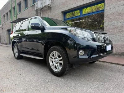 Usata Toyota Land Cruiser 173 CV (127 kW) 2010 Nero SUV