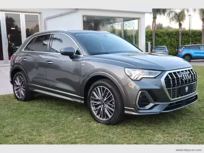 Usata Audi Q3 S-Line 150 CV (110 kW) 2024 Grigio SUV