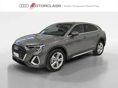 Usata Audi Q3 Sportback S-Line 150 CV (110 kW) 2025 Grigio SUV