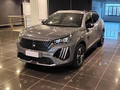 Käytetty Peugeot 2008 Allure 101 HP (74 kW) 2025 Harmaa Katumaasturi