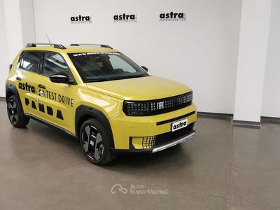 Usata Fiat Grande Panda La Prima 72 CV (52 kW) 2025 Giallo Utilitaria