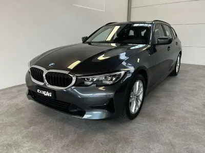 Usata BMW 318 Sport Line 150 CV (110 kW) 2022 Grigio Station wagon