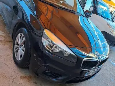 Usata BMW 218 150 CV (110 kW) 2015 Nero Monovolume