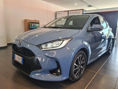 Usata Toyota Yaris Hybrid Trend 116 CV (85 kW) 2021 Blu Berlina