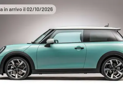 Novo Mini Cooper Favoured 156 HP (114 kW) 2025 Prateado Citadino