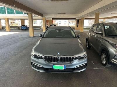 Usata BMW 520 Comfort Edition 190 CV (139 kW) 2019 Argento Station wagon