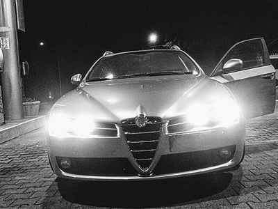 Usata Alfa Romeo 159 Distinctive 170 CV (125 kW) 2009 Argento Station wagon