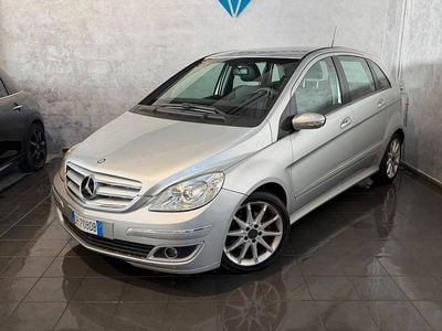 Usata Mercedes B200 Chrome 140 CV (102 kW) 2008 Grigio Monovolume