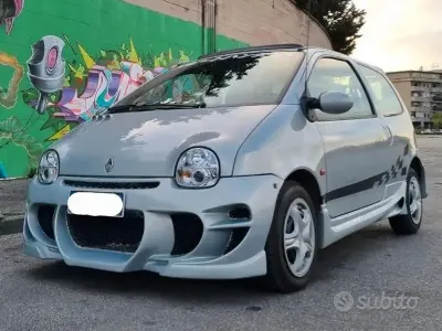 Usata Renault Twingo 58 CV (42 kW) 2003 Grigio Utilitaria