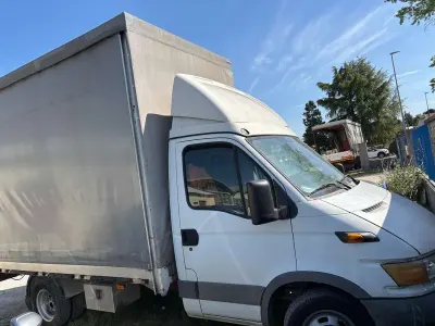 Usata Iveco Daily 122 CV (89 kW) 2003 Bianco Utilitaria