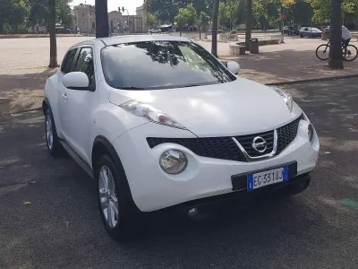 Usata Nissan Juke Acenta 117 CV (86 kW) 2011 Bianco SUV