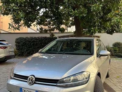 Usata VW Golf VII Executive 116 CV (85 kW) 2018 Argento Berlina
